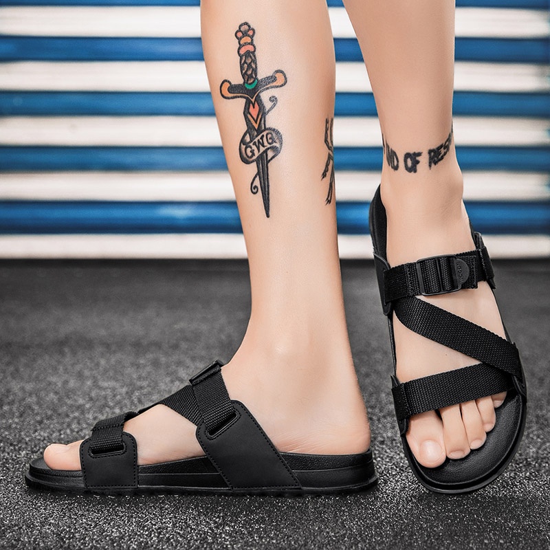 New Arrival【9.9】 Sepatu Pasangan Sendal Pria Casual Sendal Pria Dewasa Sandal Pria Sol Karet Anti Slip Sol Paling Lembut 100% Diimpor Dari Cina Kado Terindah Untuk Pasangan