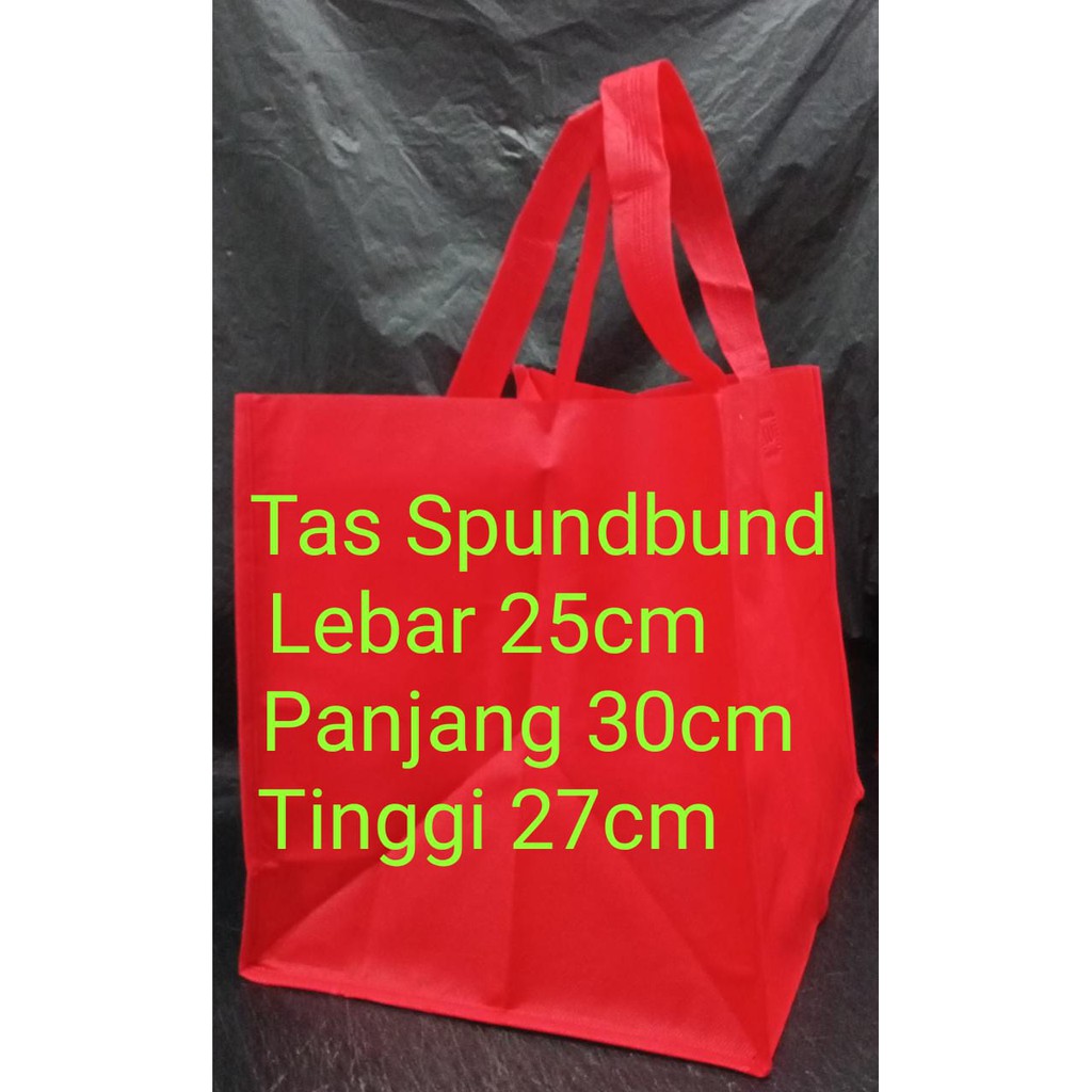

Tas spundbund goodiebag handel box 25 jahit corong ukuran 26x32x27 1 pak isi 12 lembar