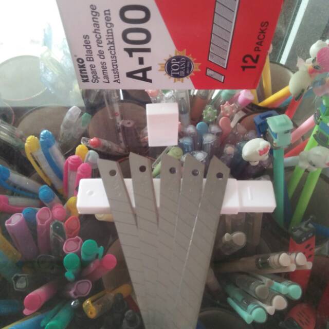 

Isi cutter kecil (1pak 5pcs)