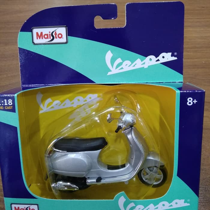 Diecast Ducati - Diecast New Ray Vespa - Diecast Motogp Maisto Vespa Skala 1:18 Vespa Lx125 Tahun