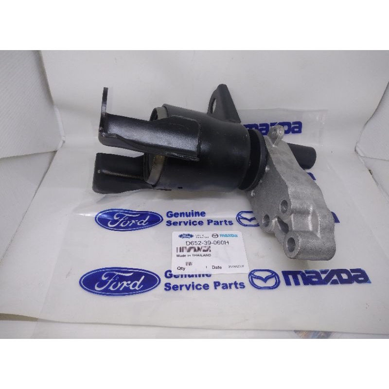 engine mounting dudukan mesin kanan Mazda 2 Mazda-2 Mazda2