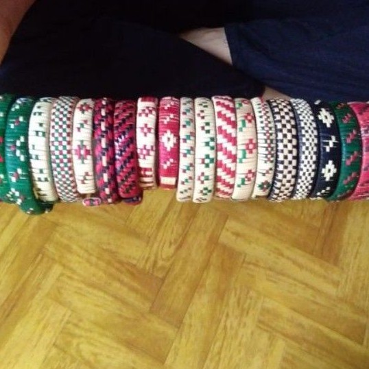 gelang rotan khas kalimantan