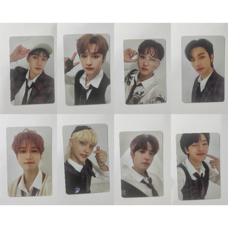 READY STOCK OFFICIAL PHOTOCARD PC POB STRAY KIDS CHRISTMAS EVEL BANGCHAN LEEKNOW CHANGBIN HYUNJIN HA