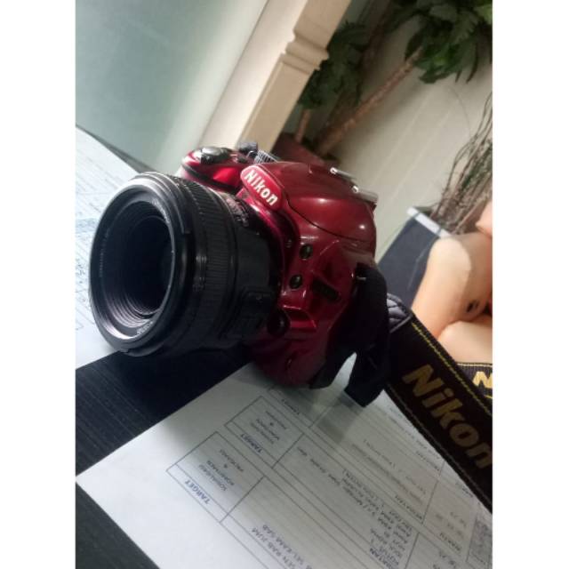 Nikon D3100 +lensa fix yn 50mm