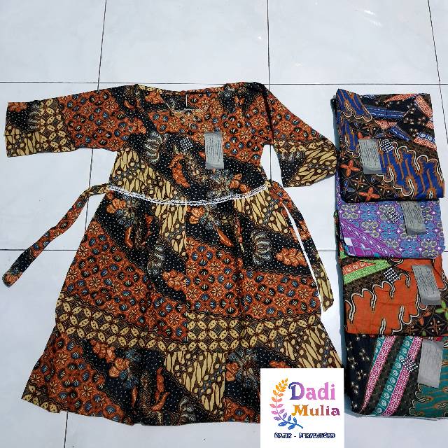 Gamis anak usia 2 tahun