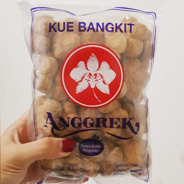 

Kue Bangkit Anggrek 250gr Empuk banget Paling enak dan terkenal Oleh Oleh Khas Lampung