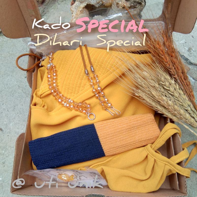 Hadiah hijab syar'i buat ibunda / Paket Hadiah Ulang Tahun / Kado Pernikahan  / Kado Ulang Tahun
