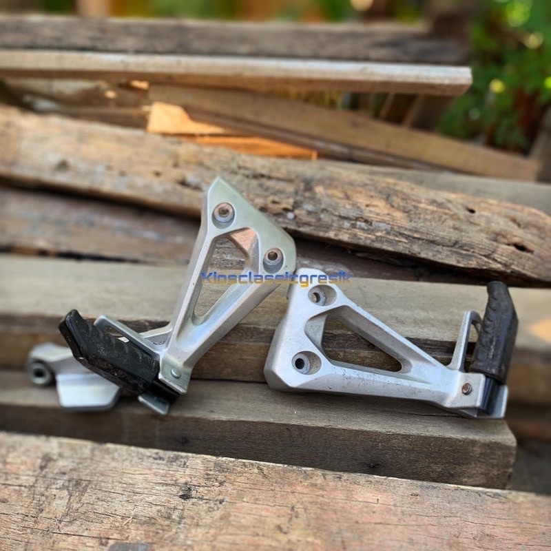 Postep foot step Revo absolute ori baru