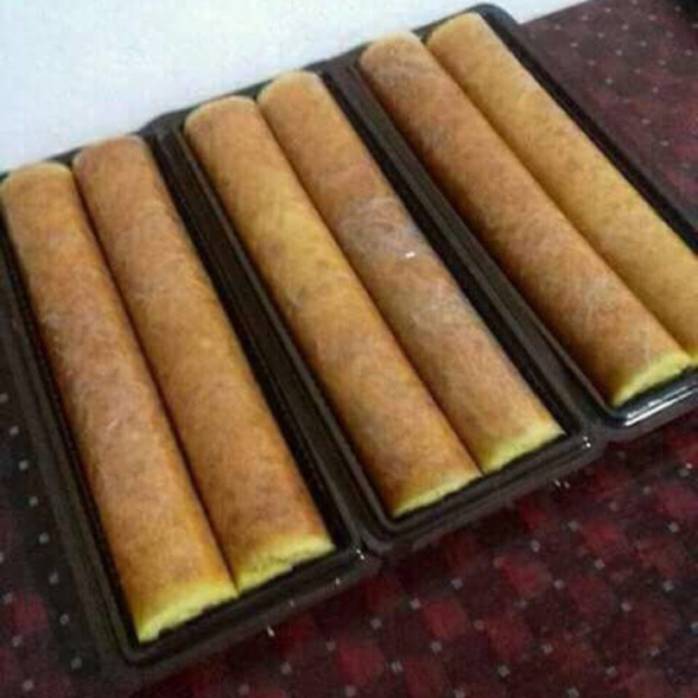 

Bolu Gulung Nanas Rp.37000 berat 500 grm
