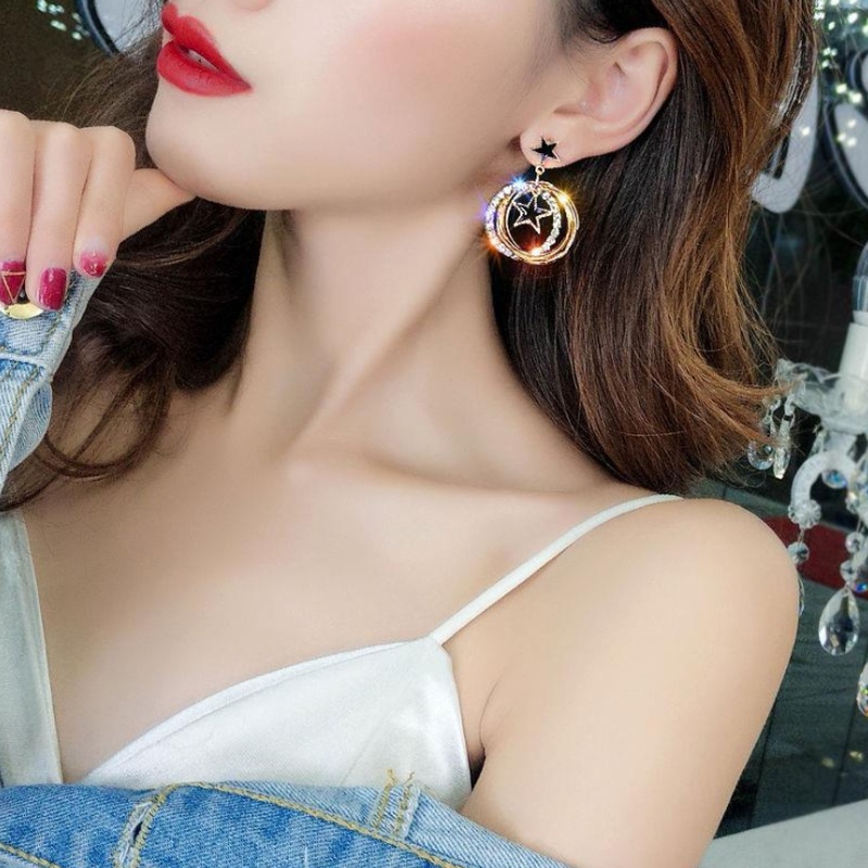 Anting Juntai Bentuk Bintang Bulat Model Hollow Untuk Hadiah Ulang Tahun Wanita