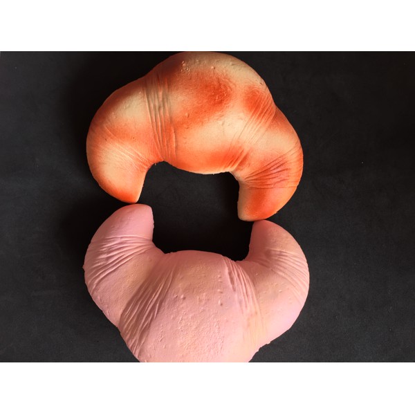squishy croissant super jumbo