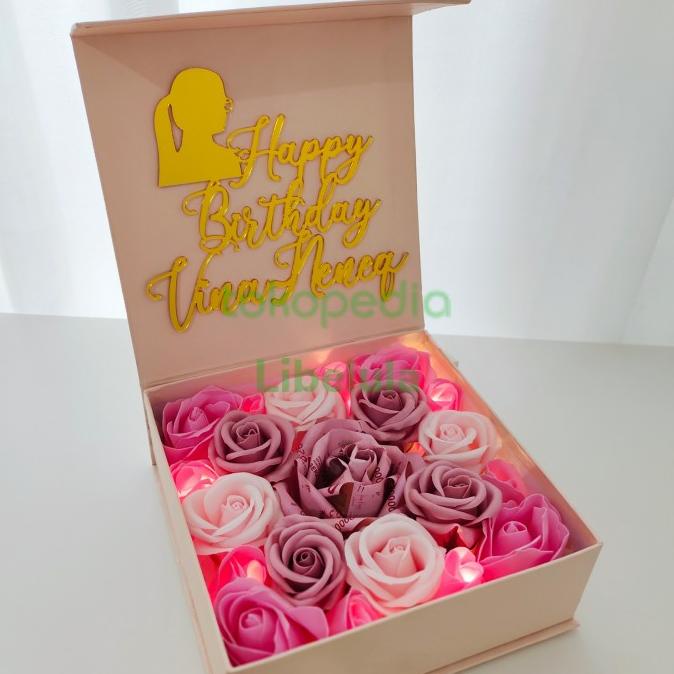 

MONEY BOX GIFT / MONEY BLOOM BOX / MONEY BOX FLOWER WITH SOAP ROSE FGBV61352