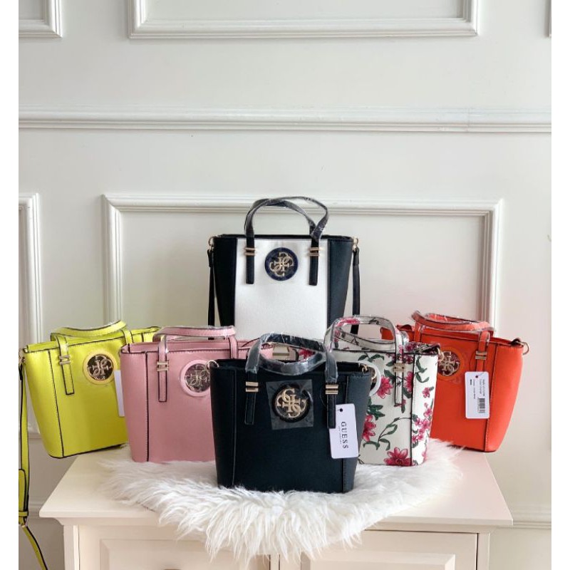 GUESS OPEN ROAD||TOTEBAG GUESS||TAS SELEMPANG GUESS