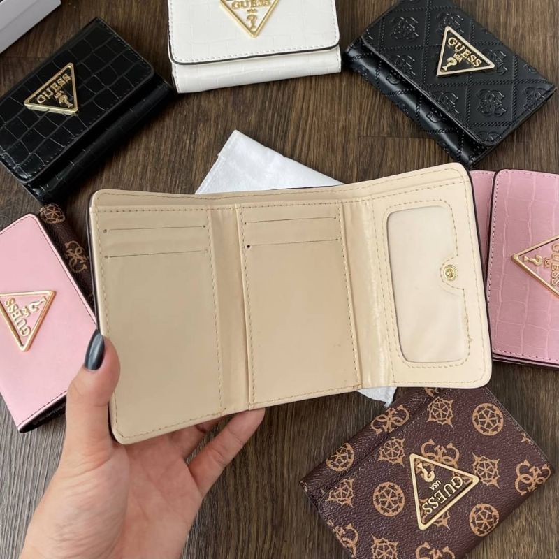 GUESSS Cordelia Small Trifold Wallet