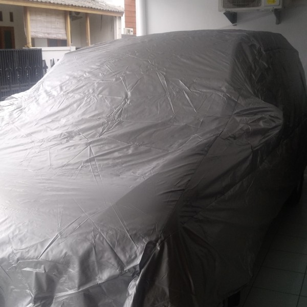 Cover mobil Silver / Sarung mobil Silver Nissan Juke