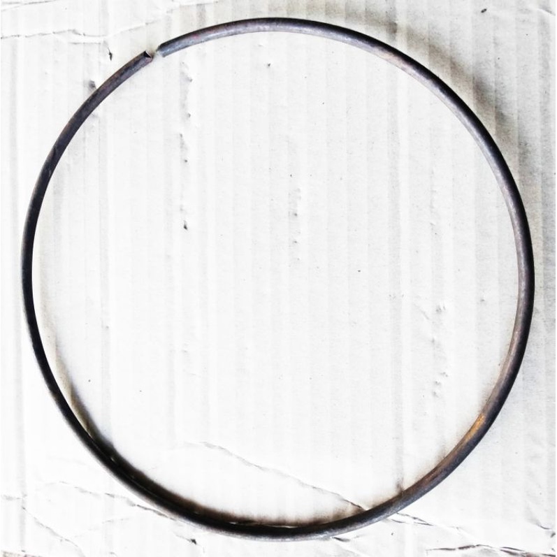 Besi pelipit/penjepit kulit kendang dan ketipung(tidak di las)