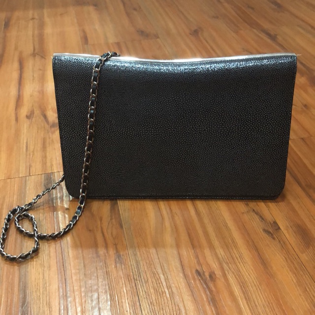 Preloved tas wanita  charles&keith