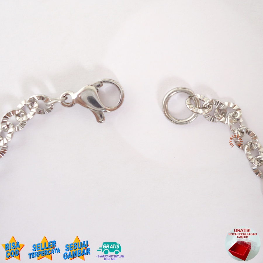 Lovelybutik Gelang Anak Titanium Anti Karat  Aksesoris Wanita Fashion Bear Kecil Bonus Kotak