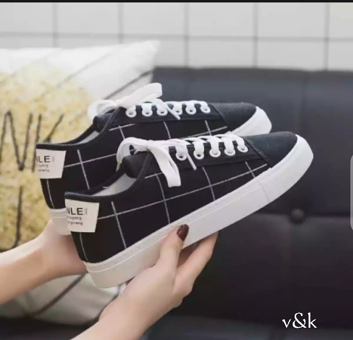 SEPATU SNEAKERS WANITA KEKINIAN SEPATU CATS SEPATU SEKOLAH REMAJA COD