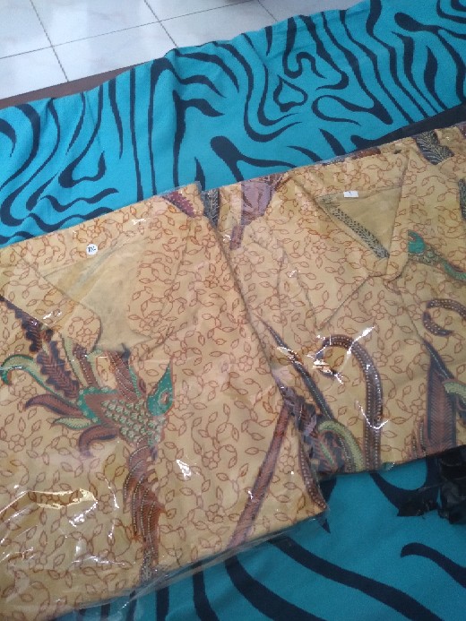 Baju Batik Couple Keluarga Kondangan
