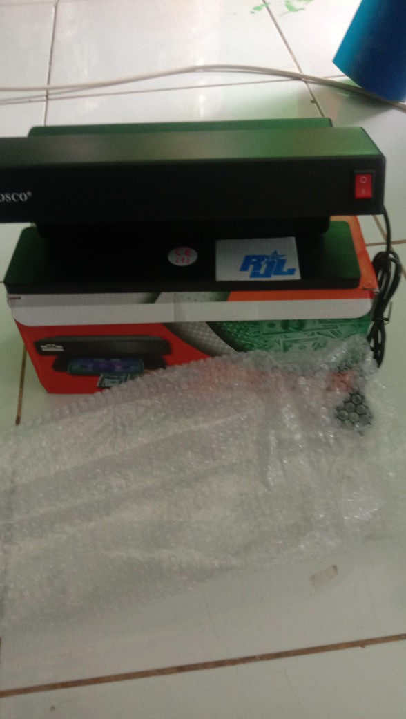 Money Detector Alat Pendeteksi Uang Palsu 2x6 Watt Terang Jelas Tepat