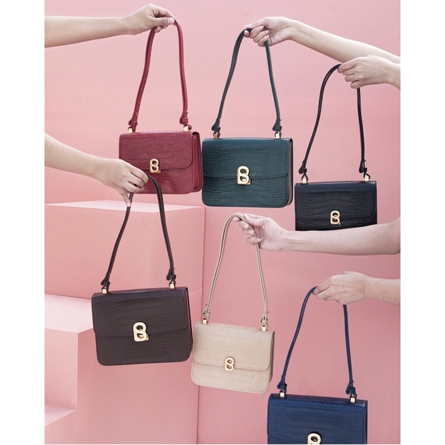 The Audrey bag small croco