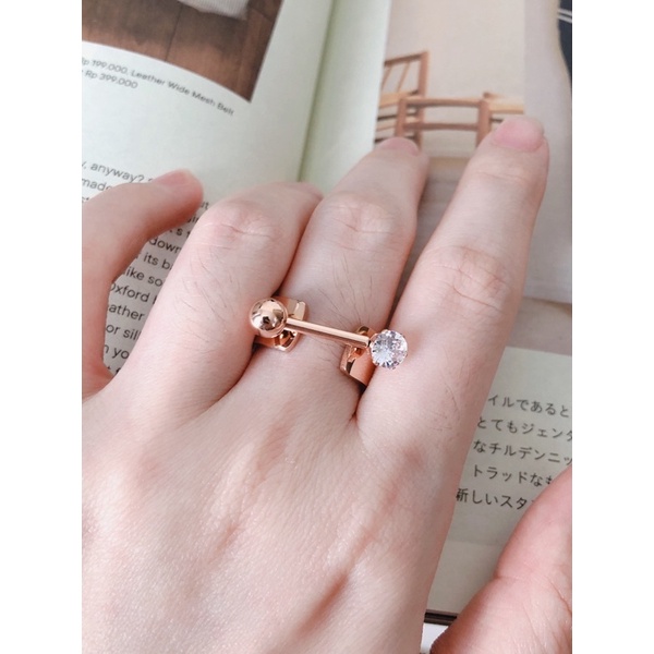 Cincin Fashion Solitaire Jarum Titanium