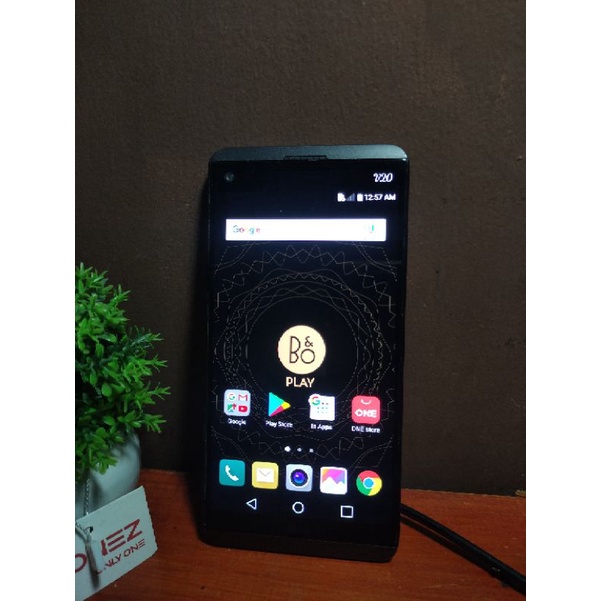 LG V20 Second