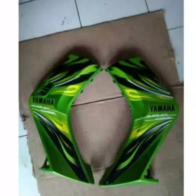 Sayap samping Jupiter MX lama hijau