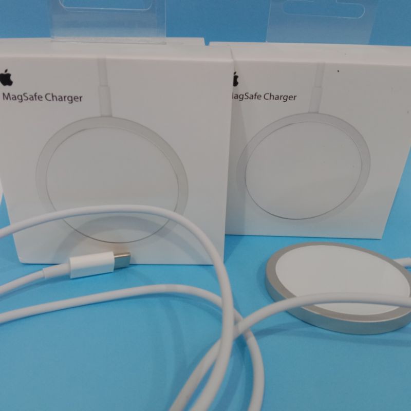 

magsavechargeriphone12