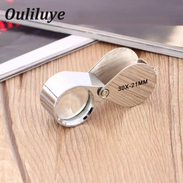 

CODE159 Kaca Pembesar Portable Lipat / Loupe Stainless 30x21mm (tanpa lampu)