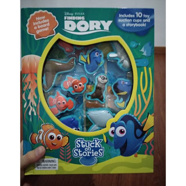 Finding Dory book magnet preloved