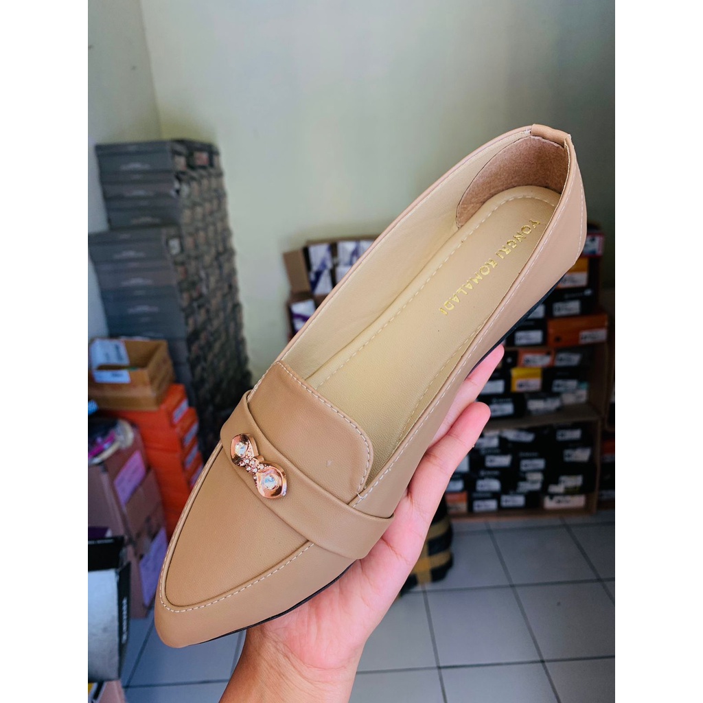 YK03 Yongki Flatshoes