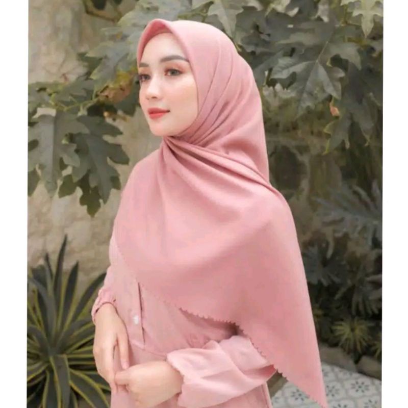 COD Hijab segi empat Laser Cut Oskara Azahra