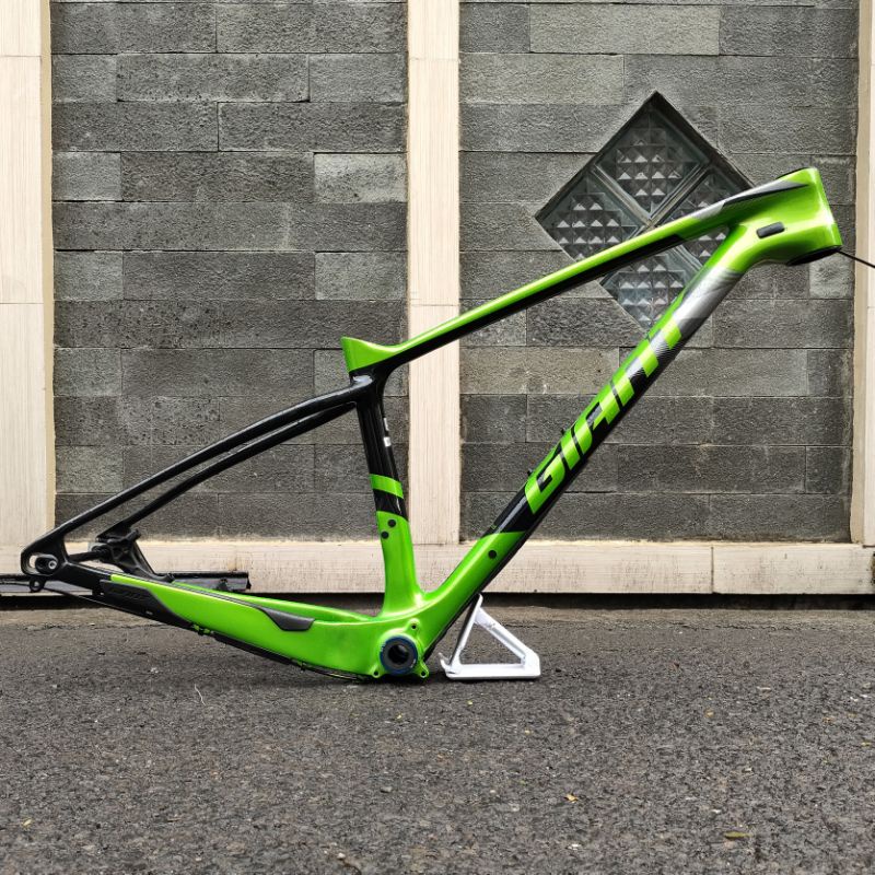 Frame Giant XTC Advanced 3 carbon Not Scott Patrol Trek