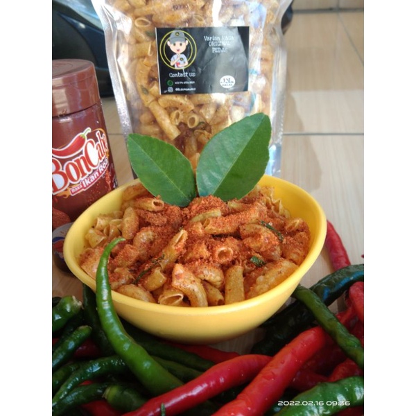 

makaroni / makroni Ekstra Pedas cemilan snack 100gr