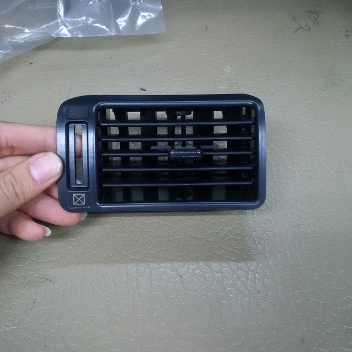 Kisi kisi Ac Mitsubishi Lancer Dangan kiri