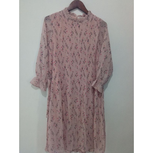 dress korea motif bunga