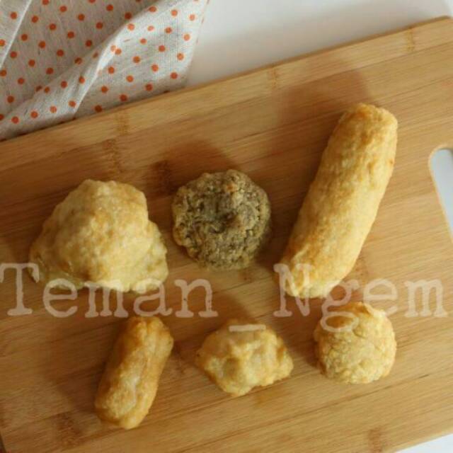 

PEMPEK KECIL TENGGIRI ASLI WONG KITO GALO