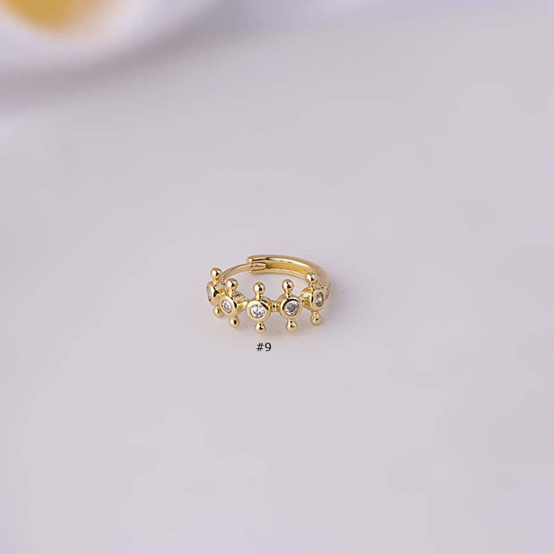 1pc Anting Bulat Bahan Tembaga Hias Zircon Ukuran 8-10mm Untuk Wanita 2022