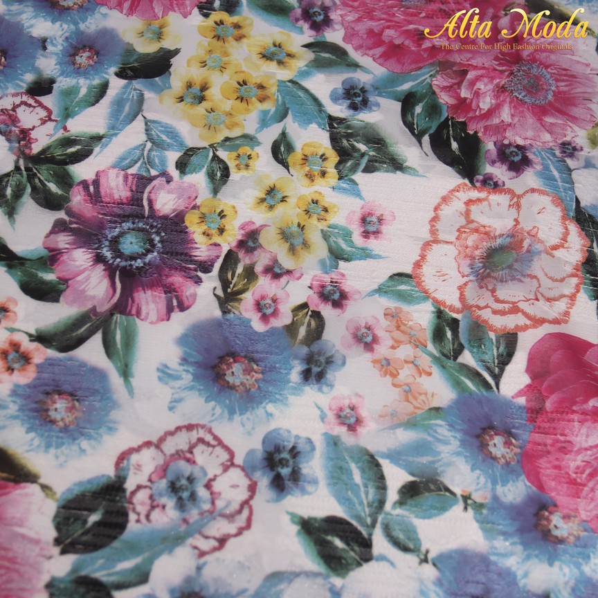 

Alta Moda Jacquard Uragiri White Painting Colourful Floral (1M)