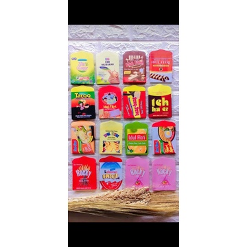 

Amplop Lebaran Motif Snack