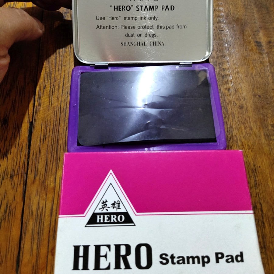 

Bak Stempel Hero Tinta ungu (1pcs)
