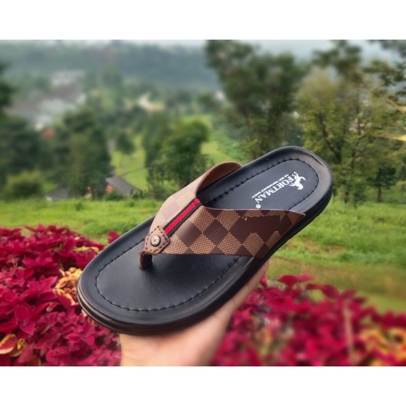 Fortman - Sandal Pria Distro / Sendal Japit Pria Keren / Sandal Kasual Terlaris