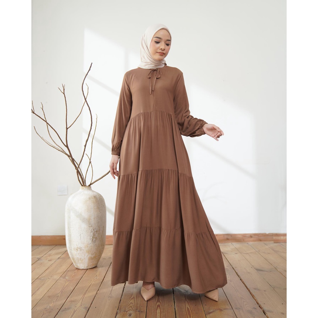 Dress Terbaru Gamis  Terbaru 2022 Gamis Putih Polos Gamis Putih Wanita Gamis Terbaru Gamis Modern Gamis Syari Gamis Busui Gamis Lebaran FH23