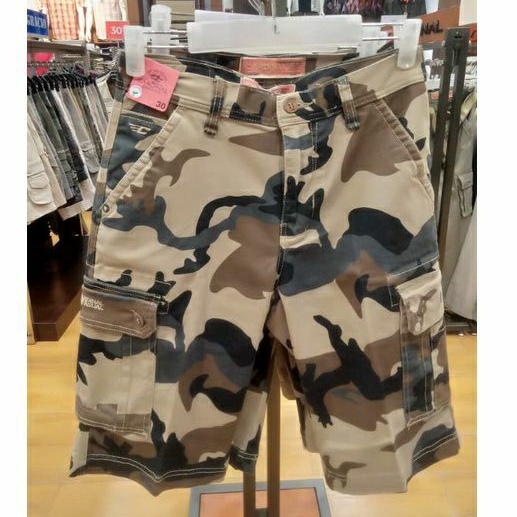 celana pendek cardinal cowok