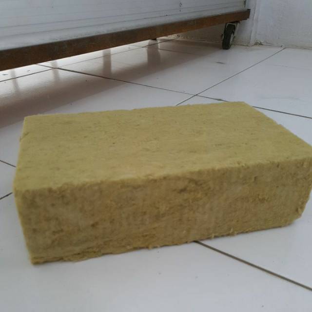Media tanam rockwool ¼ slab