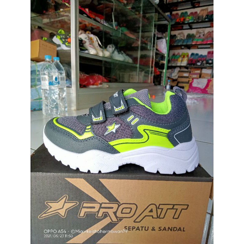 Sepatu anak olahraga pro att kim kids abu hijau kretekan