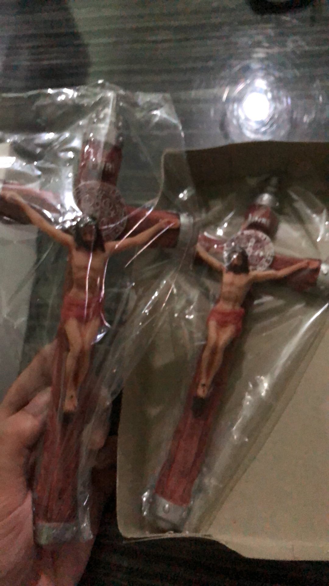 Salib Yesus Plus Medali Benedictus 23 Cm Full Colour