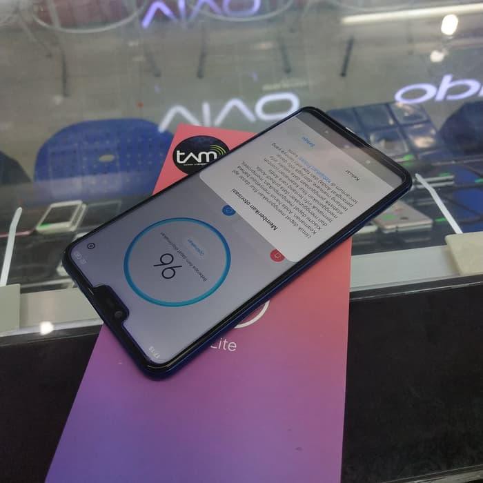 Promo hp   Dijual Xiaomi Mi 8 Lite ram 4/64GB fullset mulus - Tam resmi Berkualitas